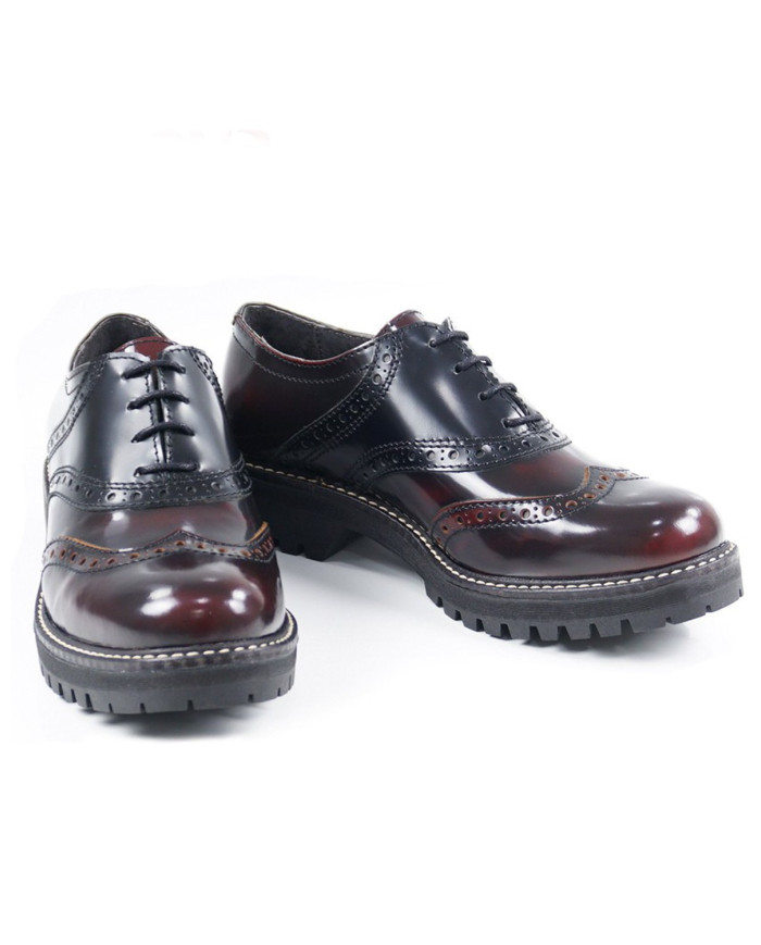 Zapatos de dama con efecto pulido