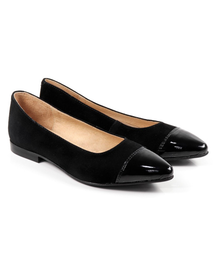 Sabrinas Pretas de Mulher com Frente Envernizada