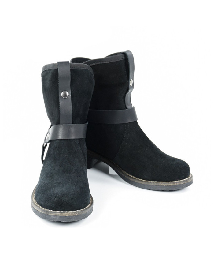 Botas Pretas Femininas sem Fechos Práticas