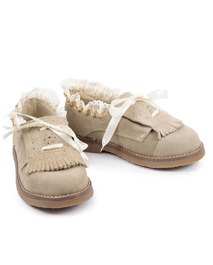 Sapatos de Criança com Franjas e Rendas