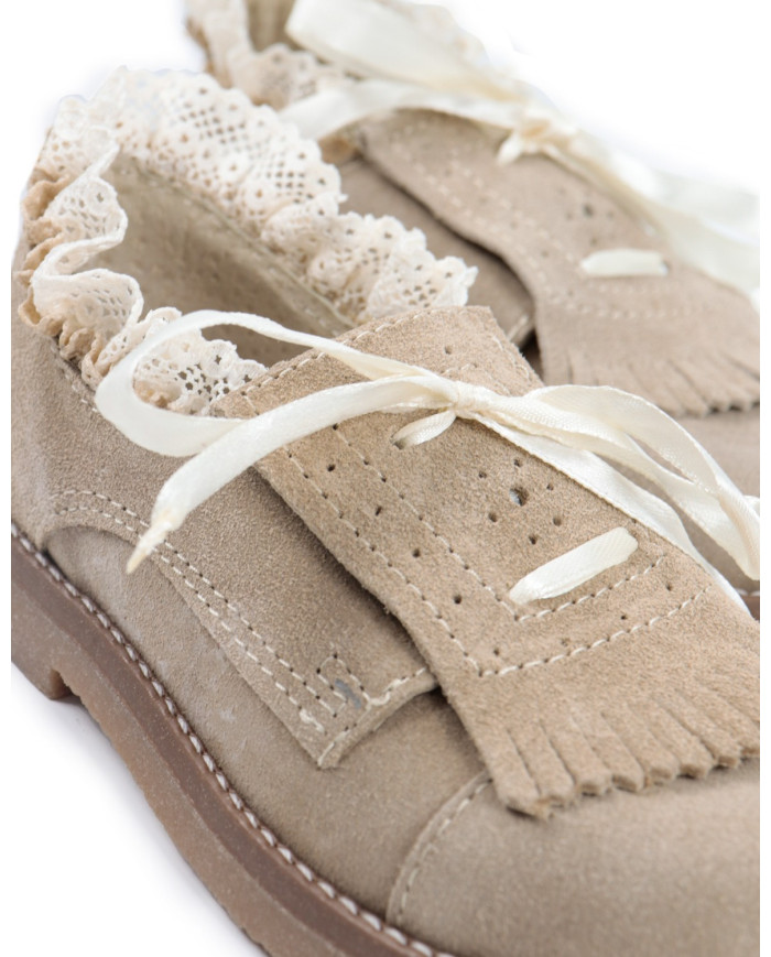 Sapatos de Criança com Franjas e Rendas