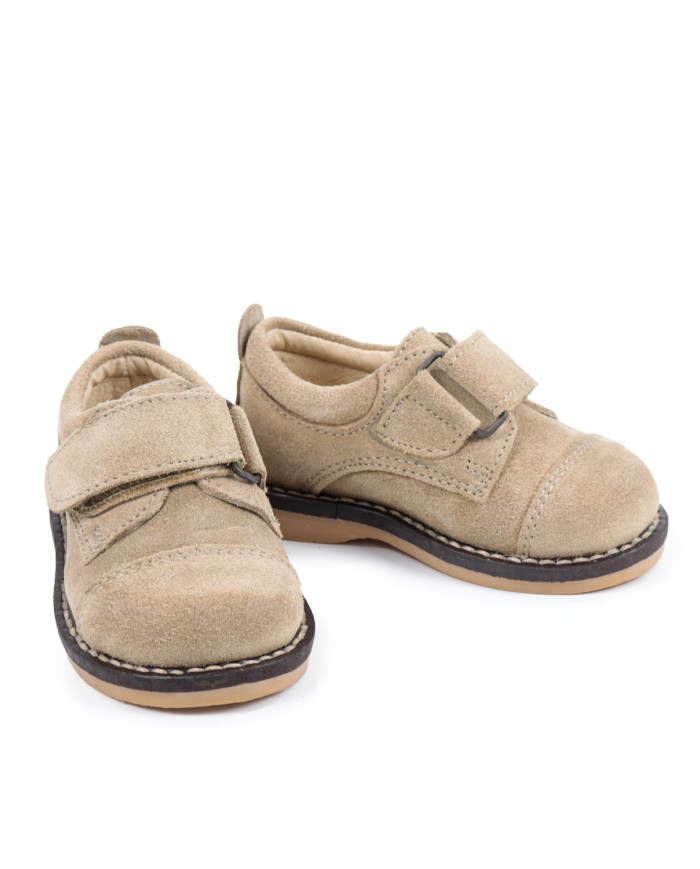 Children's Shoes with Velcro Strip