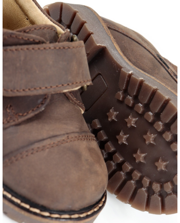 Children's Shoes with Velcro Strip