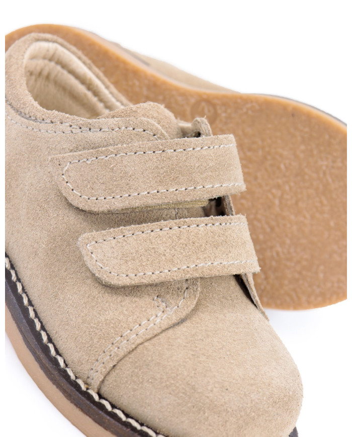 Children's Shoes with Velcro Strip