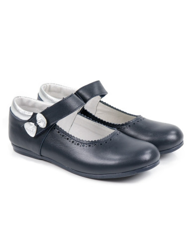 Girl Shoe with Silver Lace