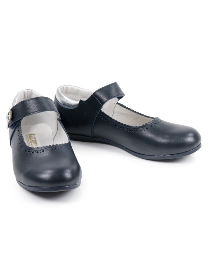 Girl Shoe with Silver Lace