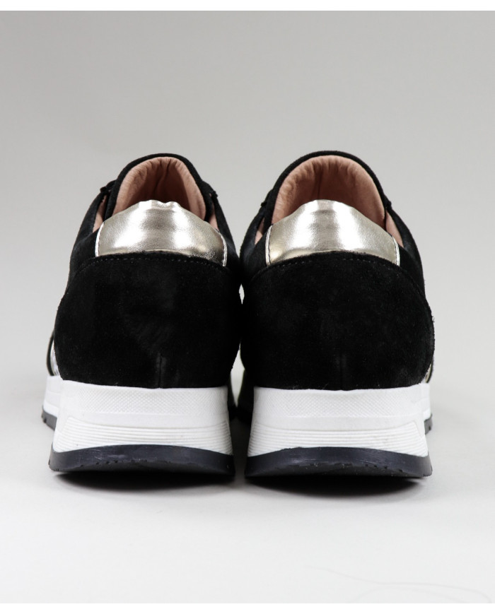 Black Lady Ginova shoes with Pearls