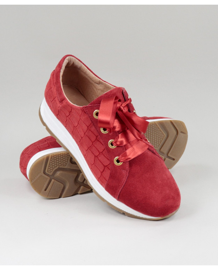 Ginova Women Sports in Red with Satin Wholesalers