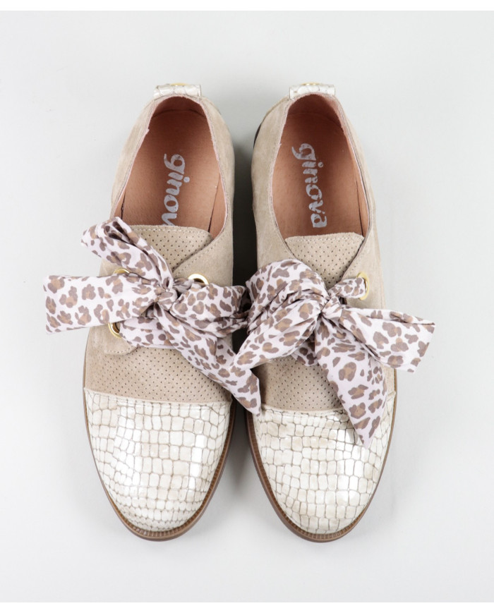 Oxford Ginova Taupe Shoes with Fabric Lace