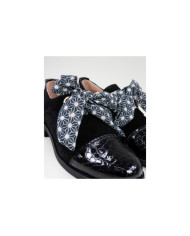 Oxford Ginova Shoes in Black with Fabric Lace