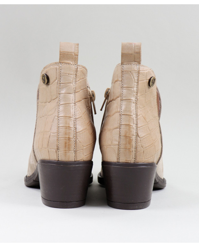 Botas Ginova efeito Crocodilo Atrás em taupe
