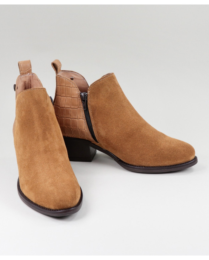 Botas Ginova efeito Crocodilo Atrás em camel