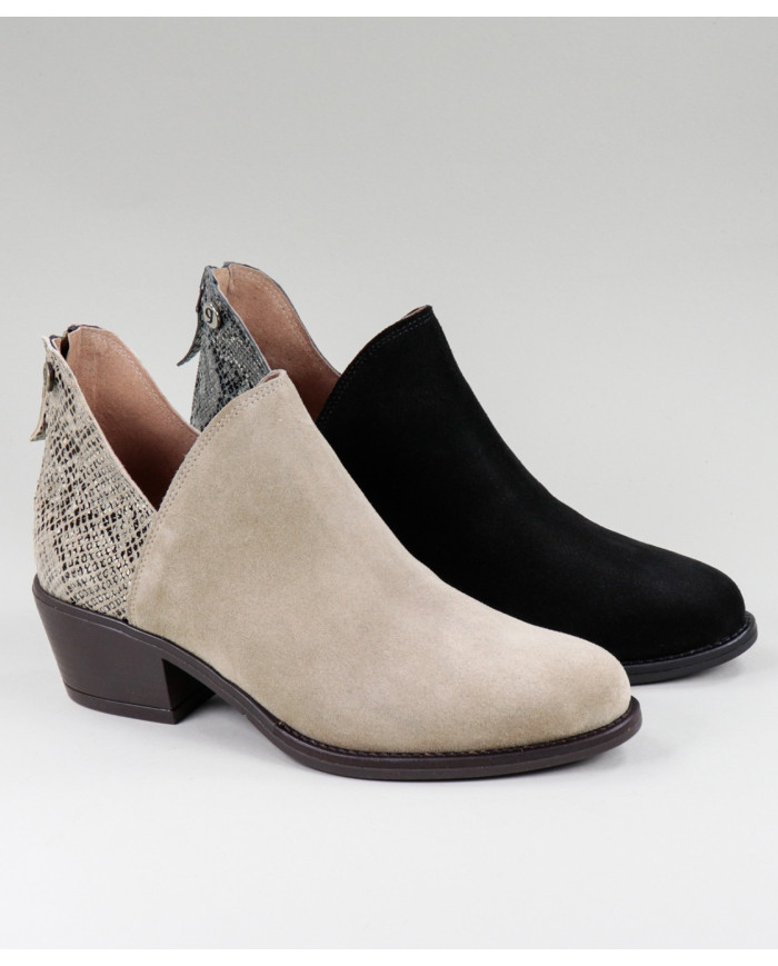 Botas Femininas Ginova com Padrão e Fecho Atrás