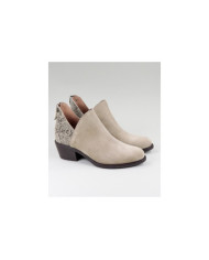 Botas Femininas Ginova em Taupe com Padrão e Fecho Atrás