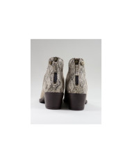 Ginova Women's Boots in Taupe with Pattern and Close Back
