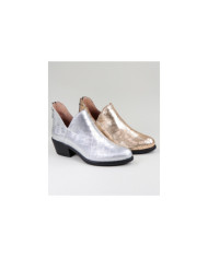 Ginova Boots with Metalized Detail