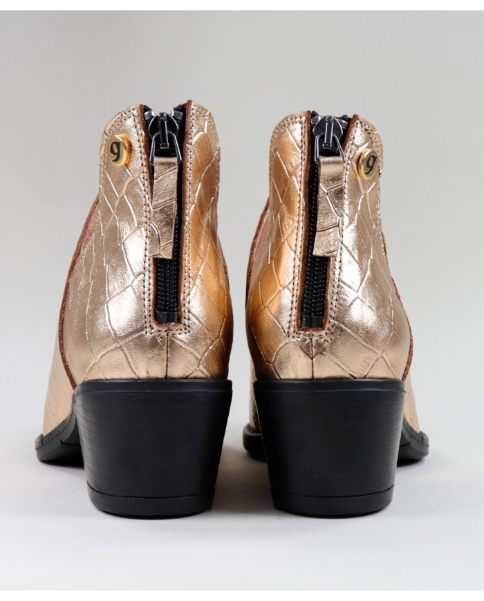 Botas de Ginova para Mujeres con Detalle Metalizado