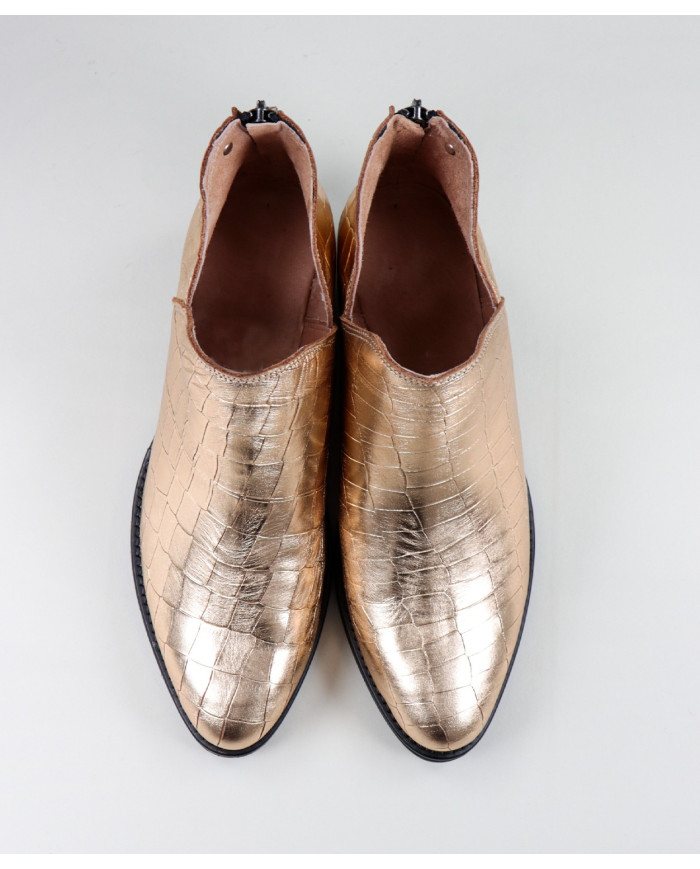 Botas Ginova com Detalhe Metalizado em dourado