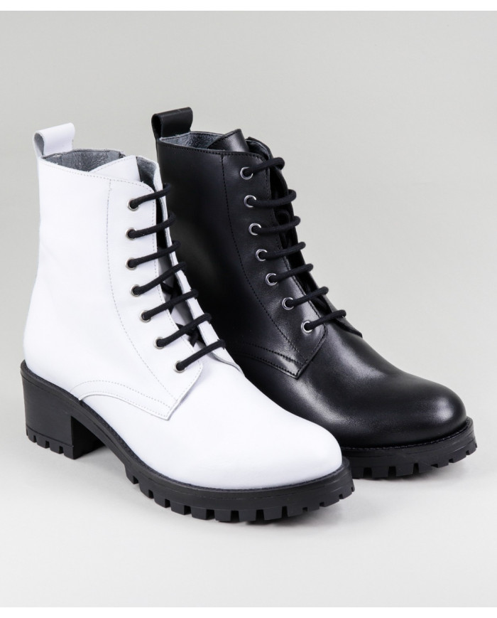 Women's Ginova Military Boots in Skin