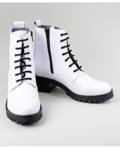 Women's Ginova Military Boots in Skin