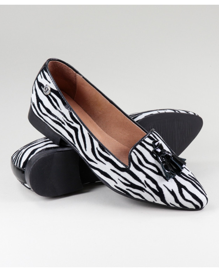 Sapatos Rasos Zebra de Senhora Ginova com Berloques