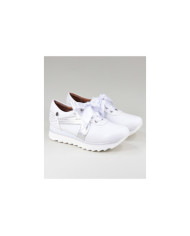 White Ginova shoes with Detail Back