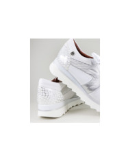 White Ginova shoes with Detail Back