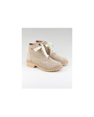 Botas Beje de Senhora Ginova Perfuradas