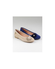 Sabrinas Ginova de Mulher com Flor