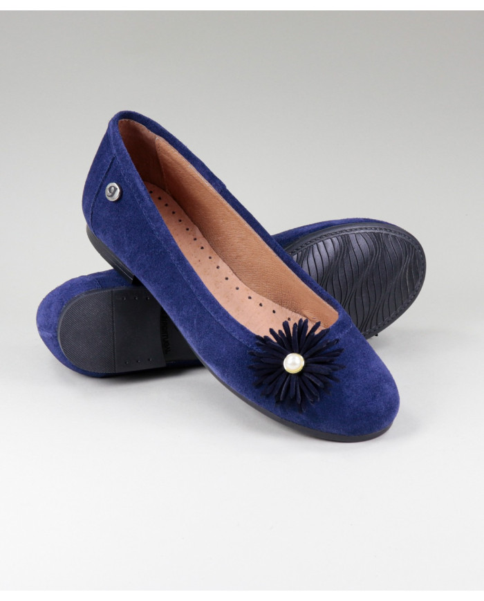 Sabrinas Azuis Ginova of Women with Flower