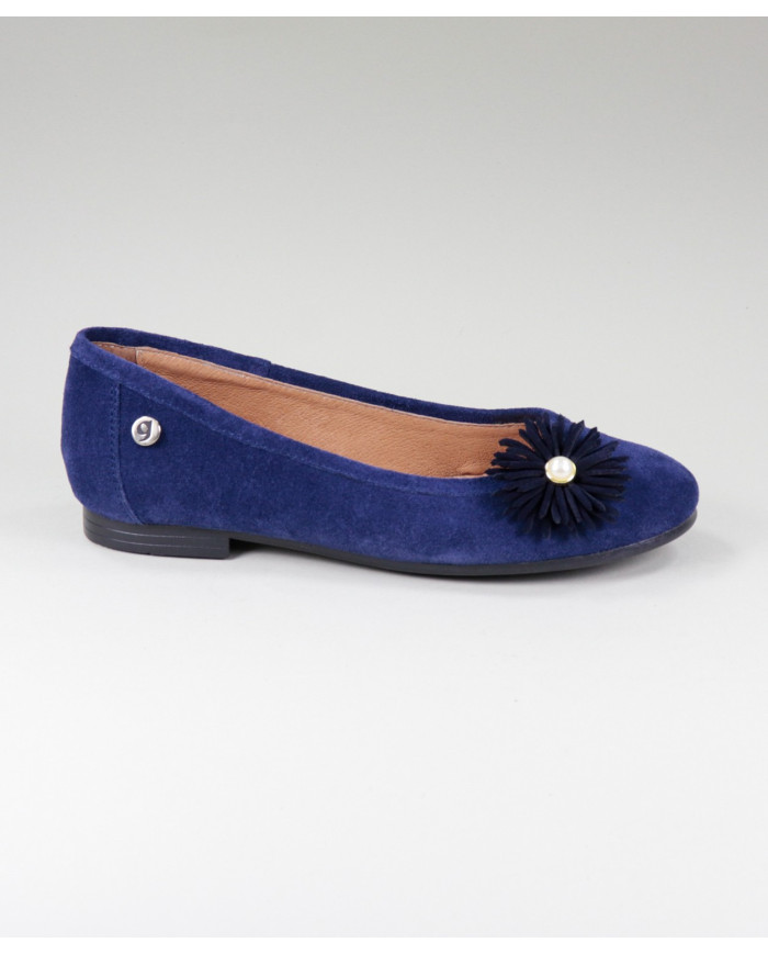 Sabrinas Azuis Ginova of Women with Flower