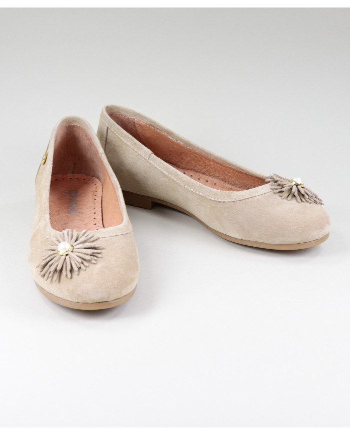 Sabrinas Taupe Ginova de Mulher com Flor