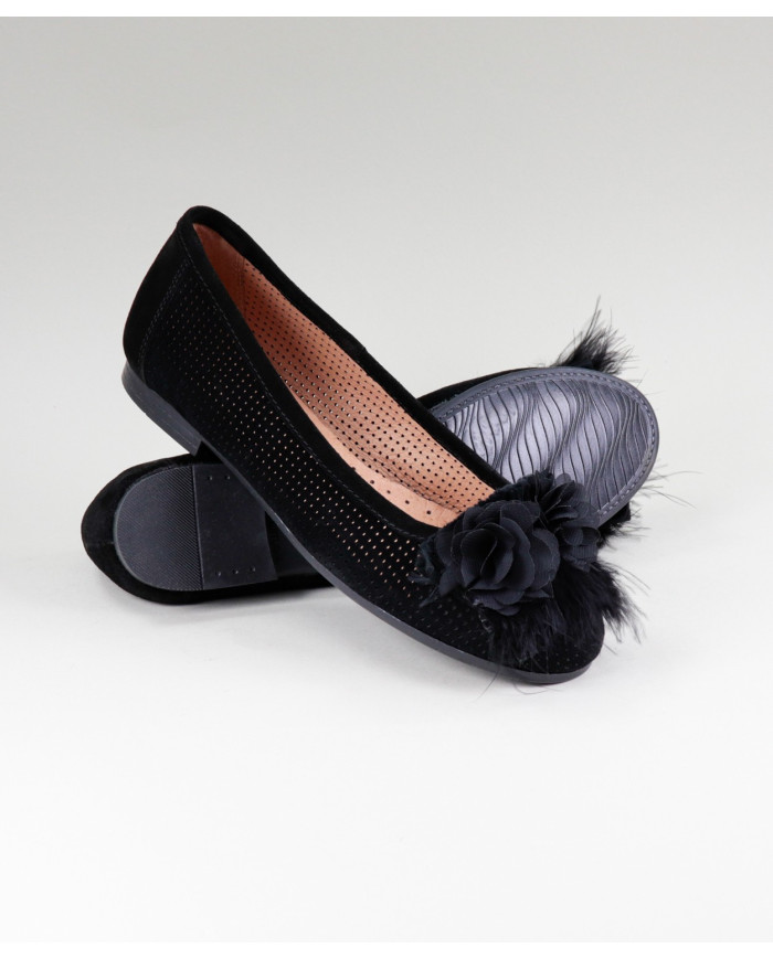 Woman's Black Sabrinas with Plumes