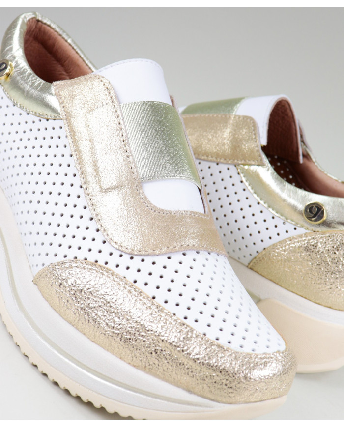 Taupe Trainers / Beje Ginova Women with Elastic