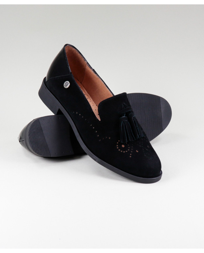 Sapatos Rasos Pretos Camurça de Senhora Ginova com Berloque