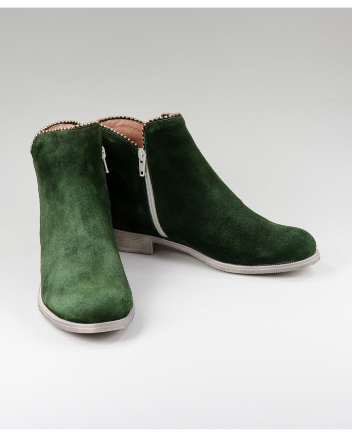 Botas Verde Rasas Ginova com Rebordo Decorado