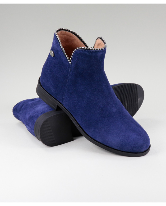 Blue Boots Rasas Ginova with Rebordo Decorated