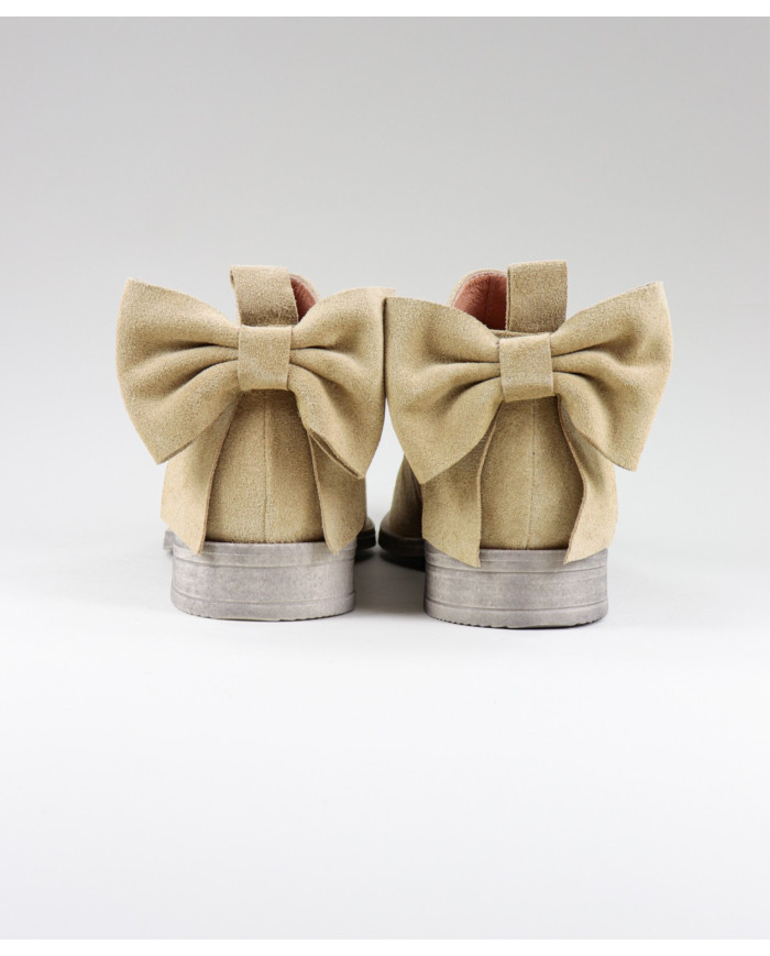 Taupe Rasas Ginova Boots of Lady with Lace Behind