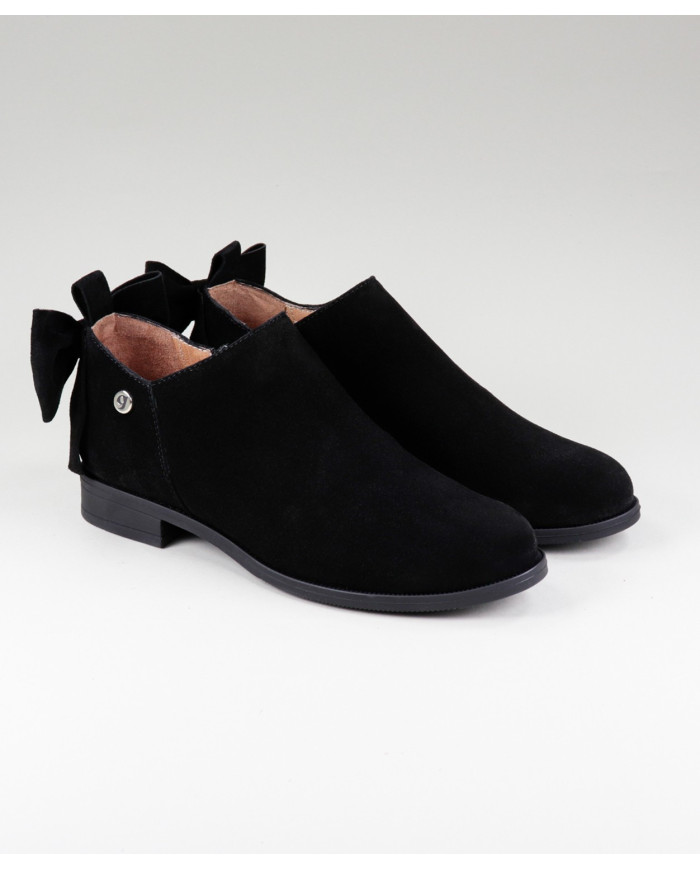 Black Boots Rasas Ginova de Senhora with Lace Behind