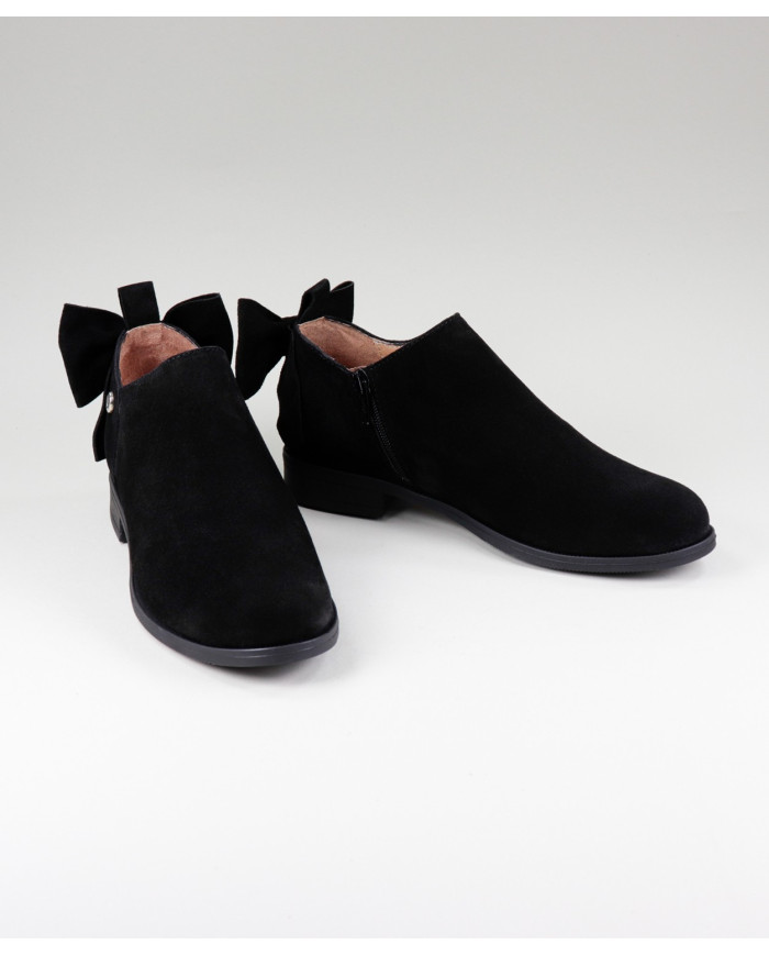 Black Boots Rasas Ginova de Senhora with Lace Behind