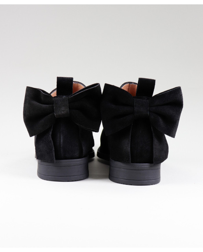 Black Boots Rasas Ginova de Senhora with Lace Behind