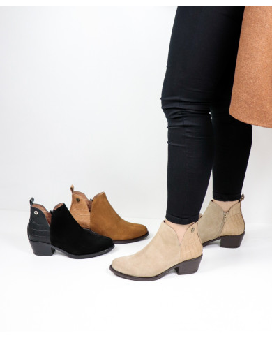 Ginova Boots with Croco Effect Back