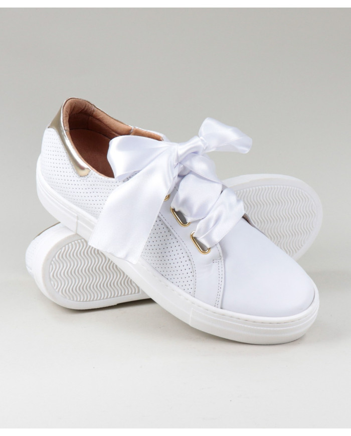 Women's Ginova Trainers with Lace