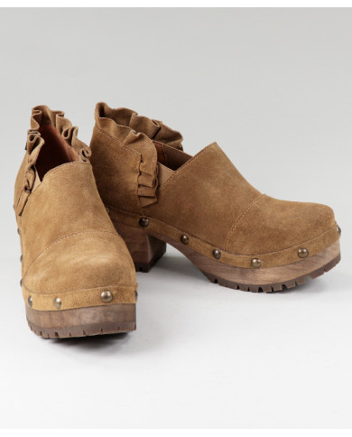 Botins Camel de Senhora Ginova em Tacão Madeira