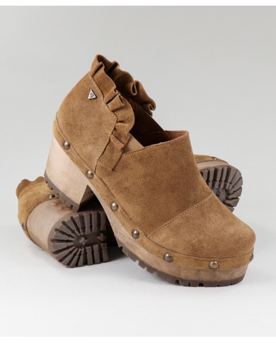 Botins Camel de Senhora Ginova em Tacão Madeira