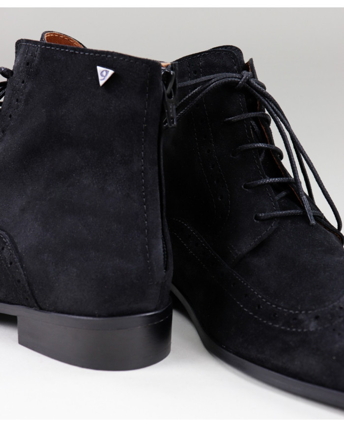 Ginova Rasas Botas con Wholesalers