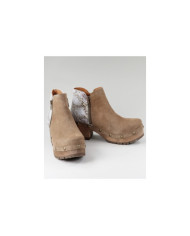 Women's Ginova Boots with Closes on the Laterals