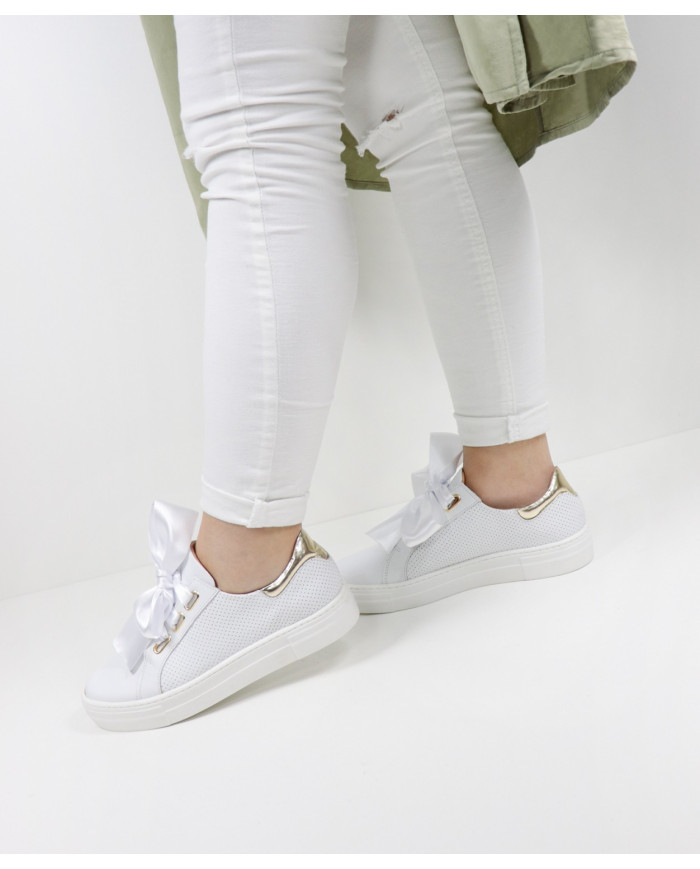 Women's Ginova Trainers with Lace