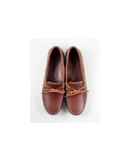 Mocassins Castanhos de Mulher com Cordão na Frente