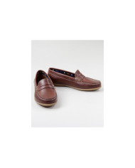 Mocassins Castanhos De Mulher com Aplique Decorativo